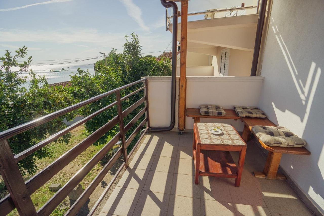 Apartment Nives อูมัค ภายนอก รูปภาพ