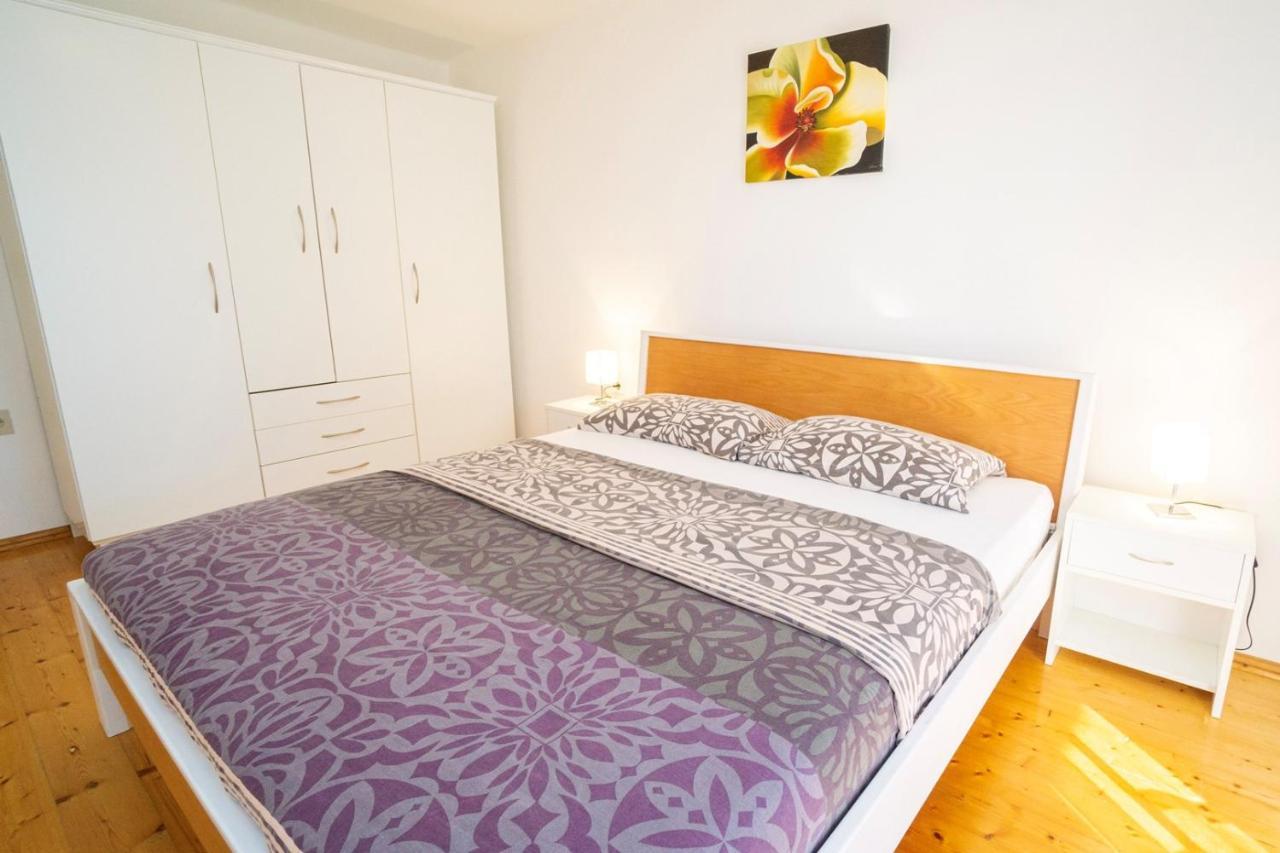Apartment Nives อูมัค ภายนอก รูปภาพ