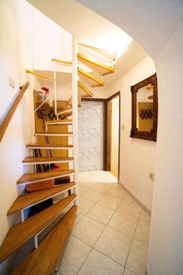 Apartment Nives อูมัค ภายนอก รูปภาพ